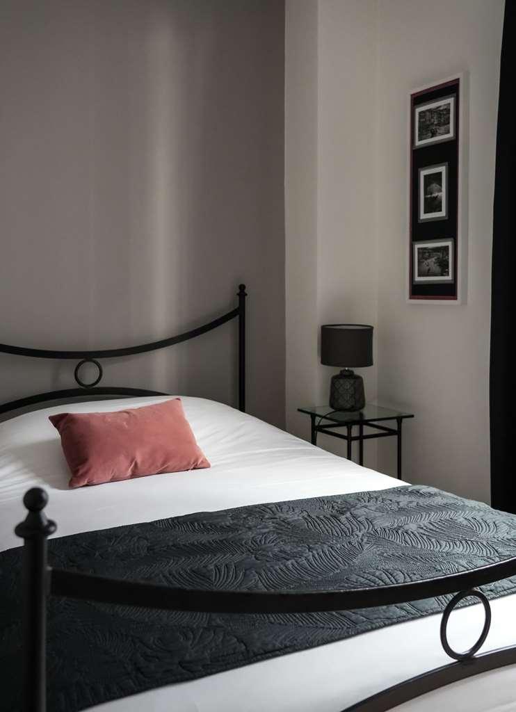 Celenya Hotel Tolón Habitación foto
